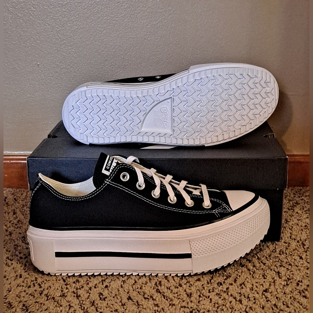 Chuck Taylor All Star Lift Double Stack Sneakers Women 10.5 Men 8.5 - Picture 3 of 9
